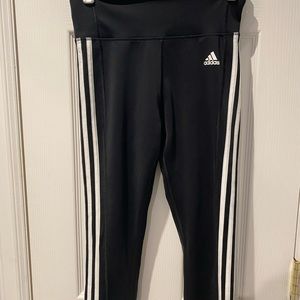 Adidas 3/4” Leggings. Only worn once!
